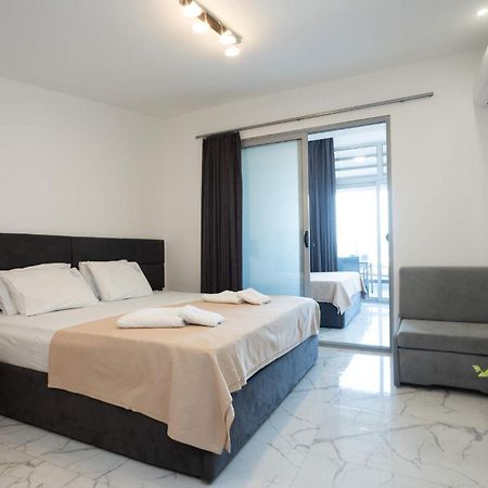 Avgerinos Apartments Polychrono Extérieur photo