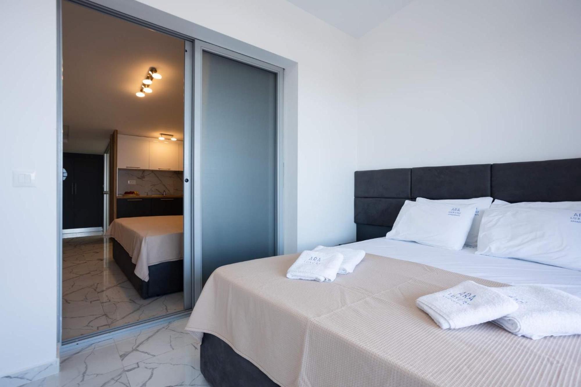 Avgerinos Apartments Polychrono Chambre photo