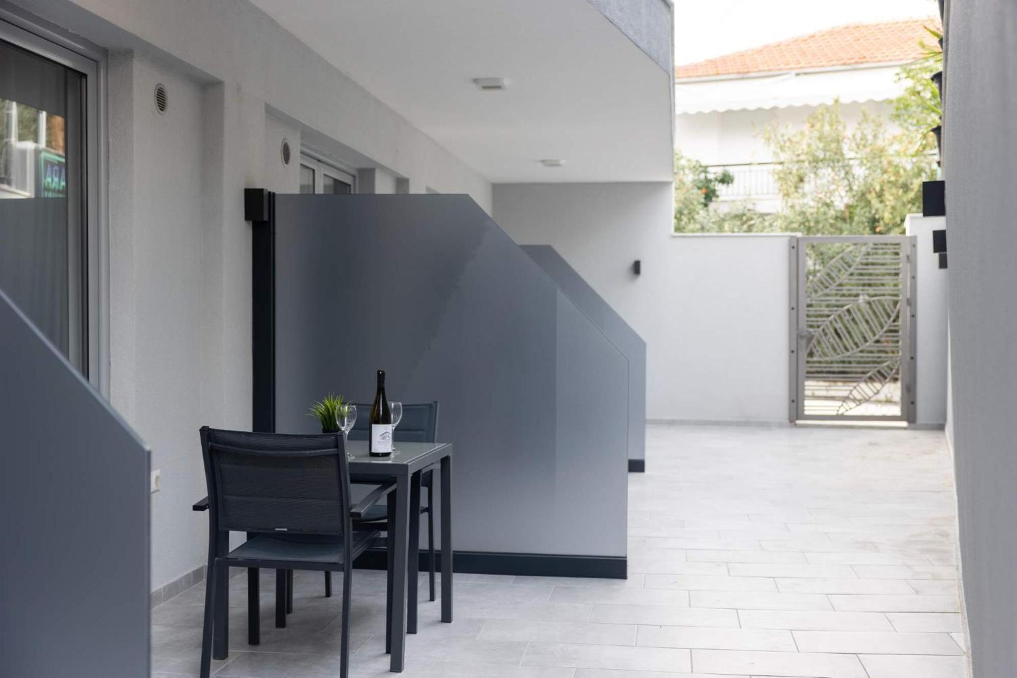 Avgerinos Apartments Polychrono Extérieur photo